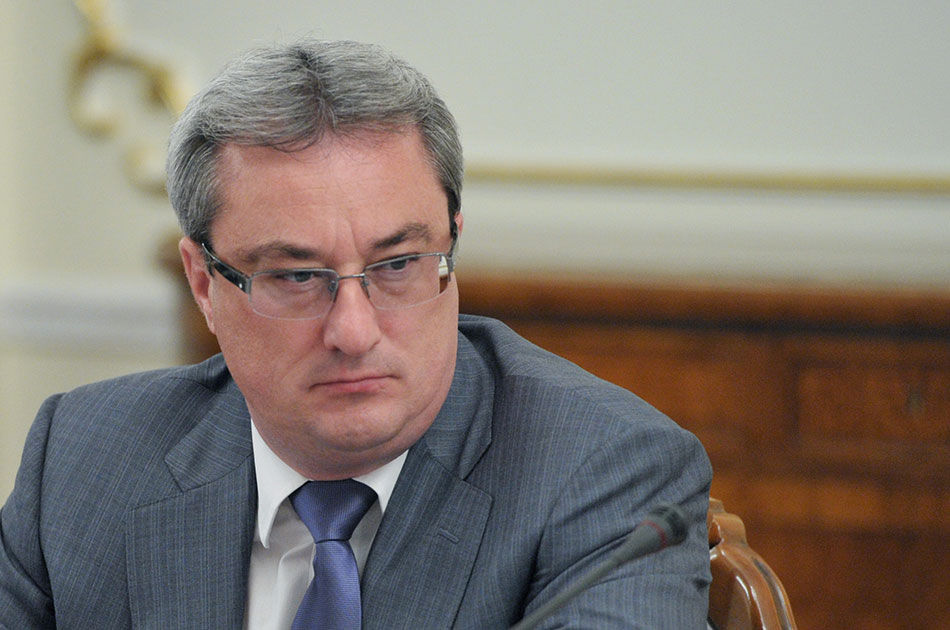 Аресты..., Аресты..., не прошло и полгода..., а уже больше десятка ... "громких арестов"... Аресты..., Аресты..., не прошло и полгода..., а уже больше десятка ... "громких арестов"...