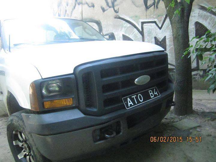 Депутат-майданщик Парасюк «прихватизировал» джип, переданный из Канады для АТО Депутат-майданщик Парасюк «прихватизировал» джип, переданный из Канады для АТО