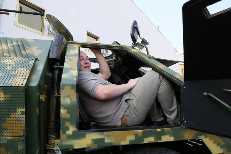 На Житомирском бронетанковом заводе создали БТР для карликов На Житомирском бронетанковом заводе создали БТР для карликов