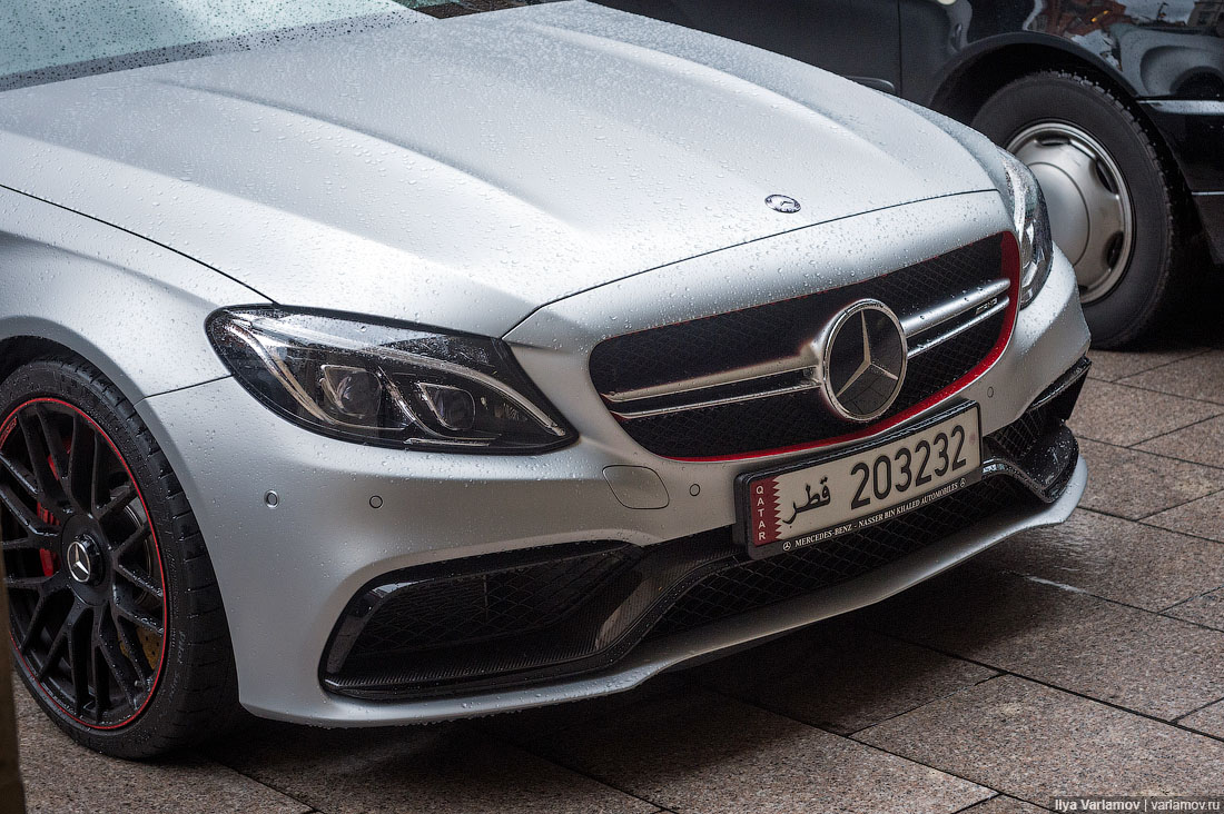 А беженцы всё бегут... А беженцы всё бегут...