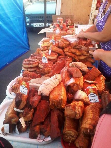 Блокада Крыма: Сергей Рулев продирается сквозь завалы еды в Севастополе Блокада Крыма: Сергей Рулев продирается сквозь завалы еды в Севастополе