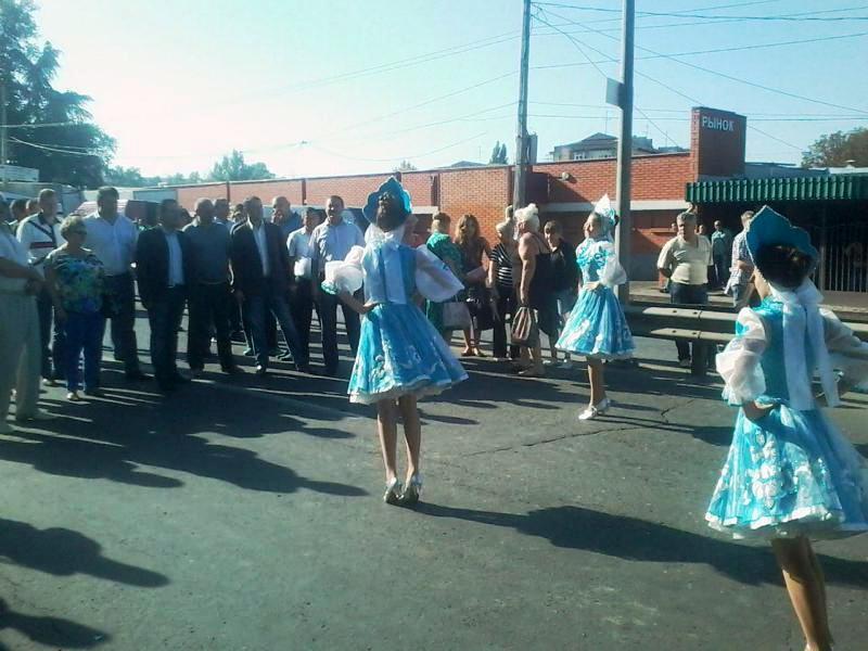 Блокада Крыма: Сергей Рулев продирается сквозь завалы еды в Севастополе Блокада Крыма: Сергей Рулев продирается сквозь завалы еды в Севастополе