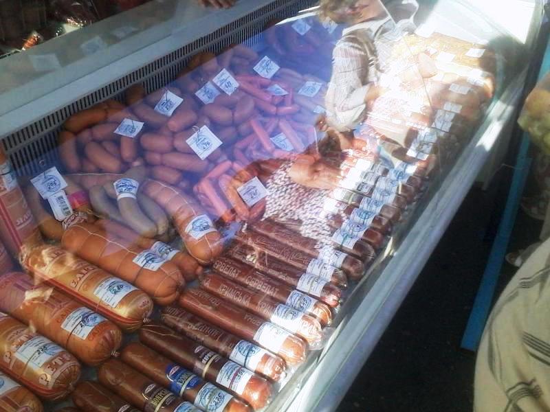 Блокада Крыма: Сергей Рулев продирается сквозь завалы еды в Севастополе Блокада Крыма: Сергей Рулев продирается сквозь завалы еды в Севастополе