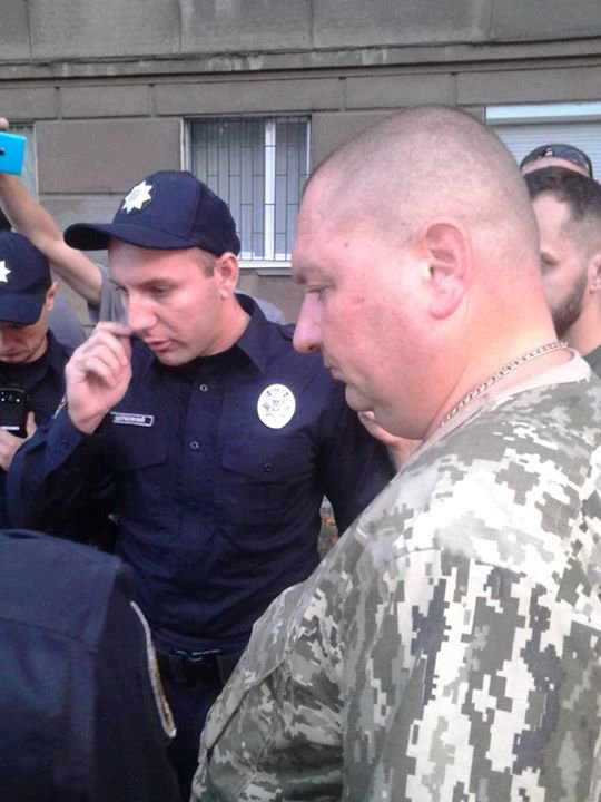 В Одессе задержали нетрезвого генерала и пьяного полковника ВСУ за рулем В Одессе задержали нетрезвого генерала и пьяного полковника ВСУ за рулем