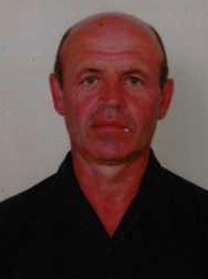 МВД Крыма просит помочь в розыске подозреваемого в убийстве медиков «скорой помощи» в Симферополе (ФОТО) МВД Крыма просит помочь в розыске подозреваемого в убийстве медиков «скорой помощи» в Симферополе (ФОТО)