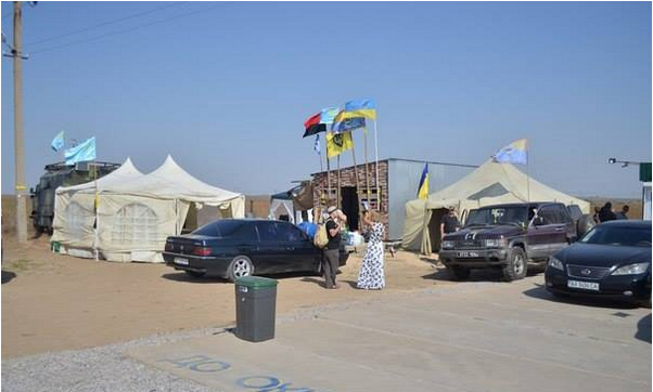 Продовольственное блокирование Крыма продолжается Продовольственное блокирование Крыма продолжается