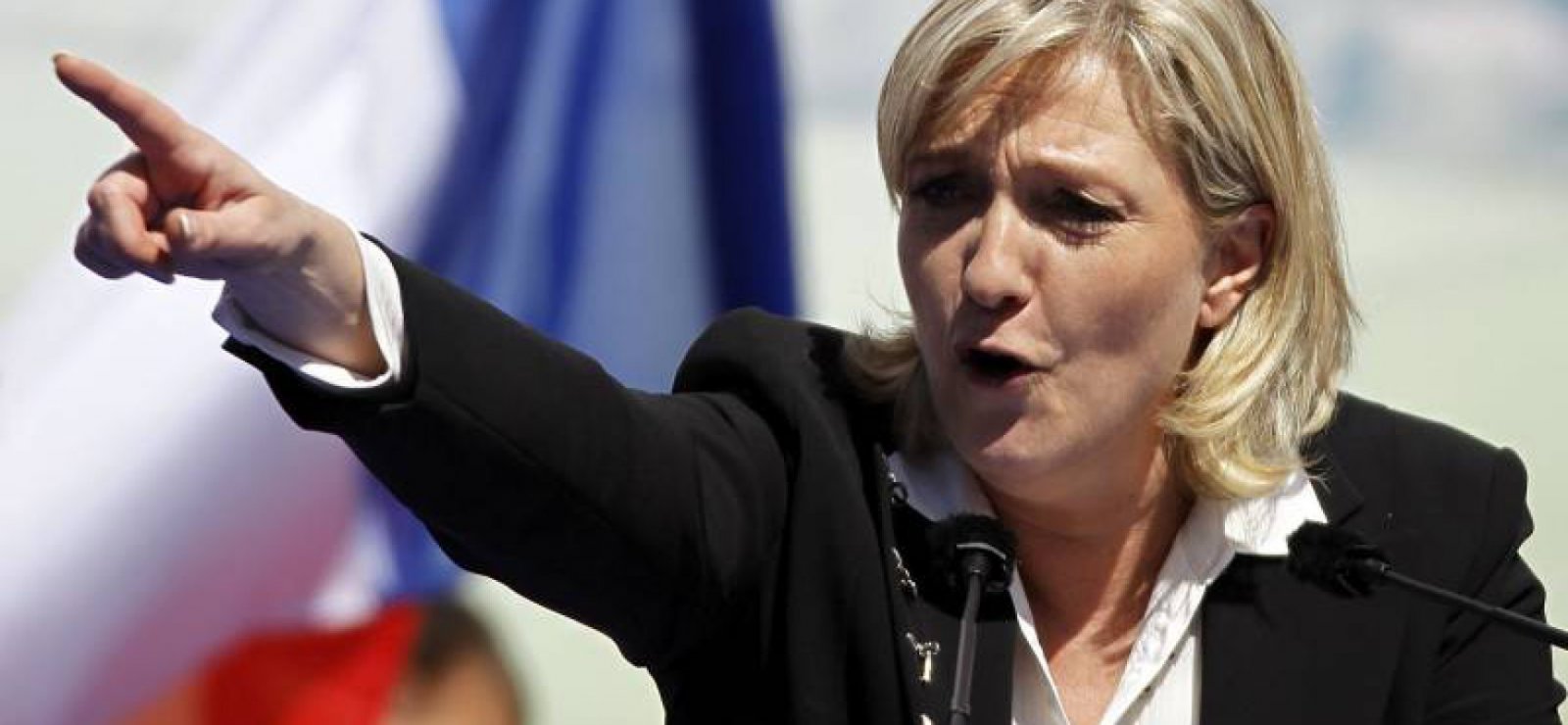 Мари Ле Пен призвала строить «Европу от Бреста до Владивостока» Мари Ле Пен призвала строить «Европу от Бреста до Владивостока»