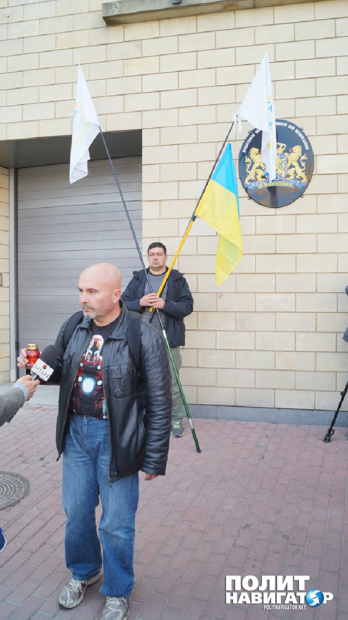 Участники «сеанса изгнания России из ООН» в Киеве вывели детей с плакатами ОУН Участники «сеанса изгнания России из ООН» в Киеве вывели детей с плакатами ОУН