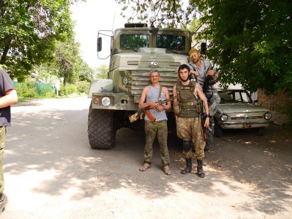 InformNapalm обнаружил Зраду - "Крепость на колесах" попала к врагу InformNapalm обнаружил Зраду - "Крепость на колесах" попала к врагу