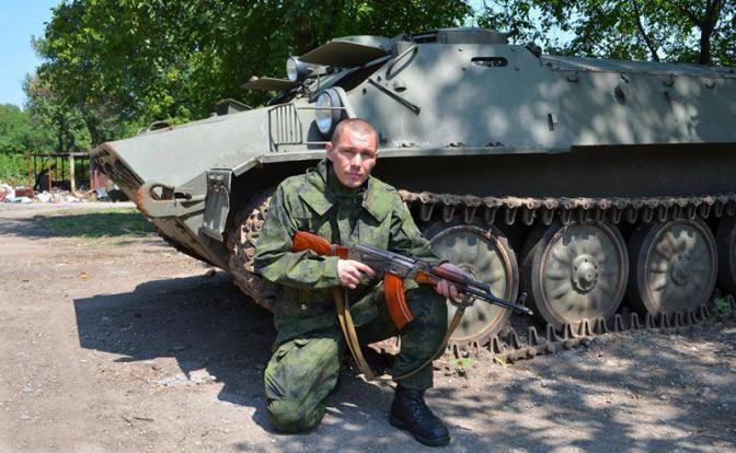 Боевики стреляют в спину Боевики стреляют в спину