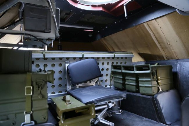 На Житомирском бронетанковом заводе создали БТР для карликов