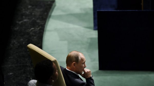 Путин призывает Альянс выступить против IS - как когда-то против Гитлера