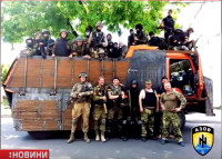 Шведский наемник-неонацист тренирует боевиков «Азова»