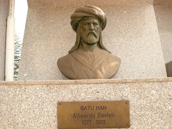 Снимая маски с монголо-татар...