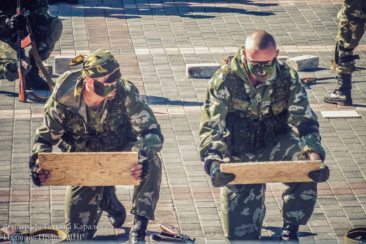 Присяга курсантов Донецкого военного училища Присяга курсантов Донецкого военного училища