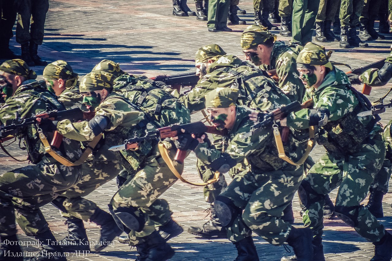 Присяга курсантов Донецкого военного училища Присяга курсантов Донецкого военного училища