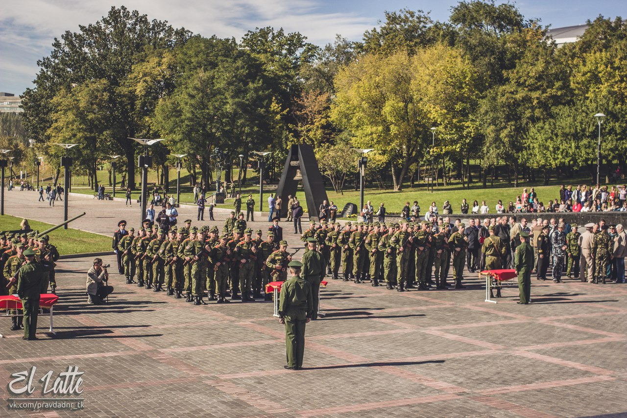 Присяга курсантов Донецкого военного училища Присяга курсантов Донецкого военного училища