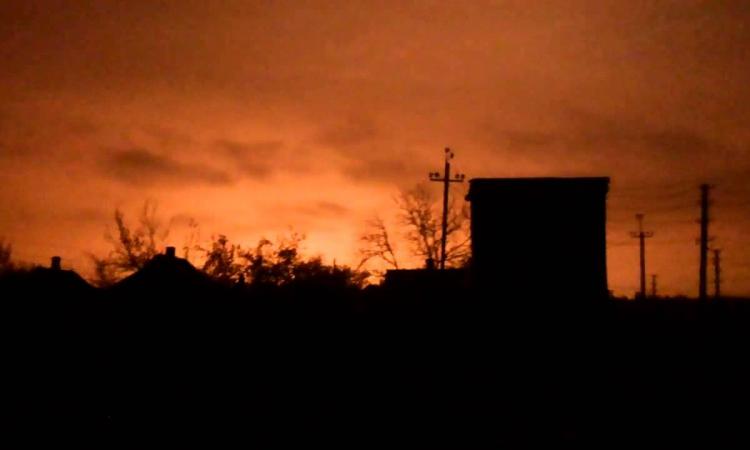 ДНР, новости: зарево и мощный взрыв в Донецке, спецгруппа ВСУ пошла на прорыв в ЛНР, ПВО ополчения уничтожила две воздушные цели ДНР, новости: зарево и мощный взрыв в Донецке, спецгруппа ВСУ пошла на прорыв в ЛНР, ПВО ополчения уничтожила две воздушные цели