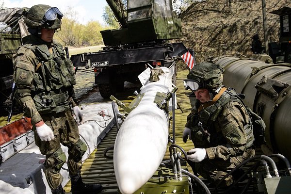 Сирийцы назвали российских военных героями Сирийцы назвали российских военных героями