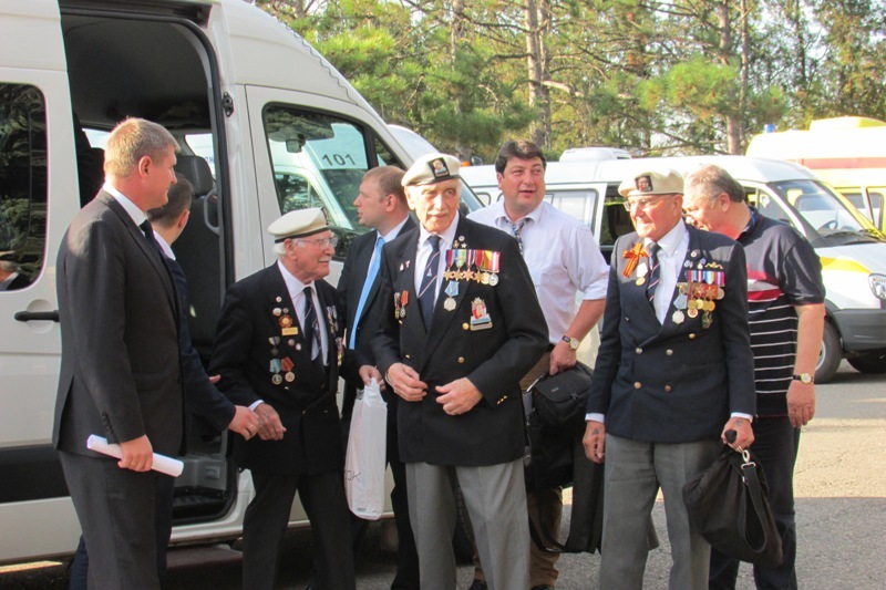 Британские ветераны Северных конвоев прибыли в Крым после визита в Москву Британские ветераны Северных конвоев прибыли в Крым после визита в Москву