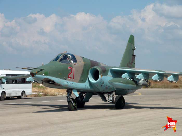 Военкоры «КП» из Сирии: «Российская авиабаза в Латакии - это выставка достижений военного хозяйства» Военкоры «КП» из Сирии: «Российская авиабаза в Латакии - это выставка достижений военного хозяйства»