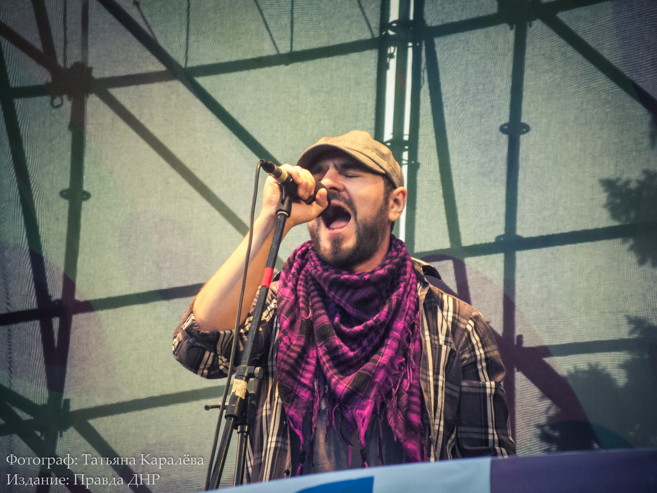 Донецк. Гала-концерт. Глеб Корнилов и группа Опасные Донецк. Гала-концерт. Глеб Корнилов и группа Опасные