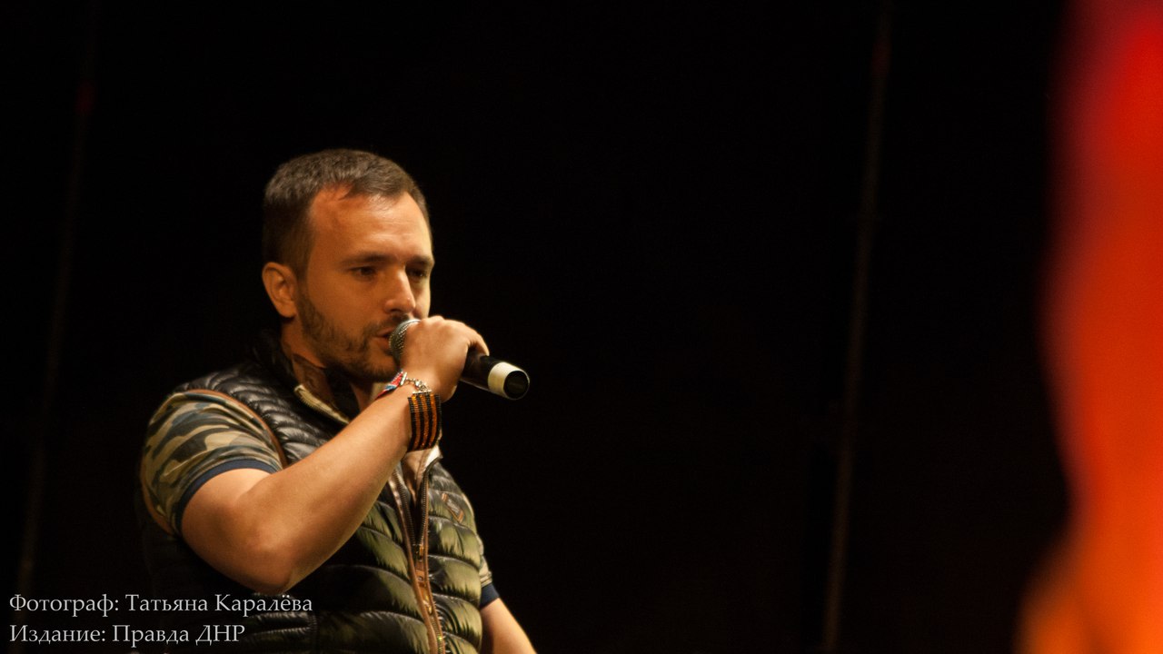 Донецк. Гала-концерт. Глеб Корнилов и группа Опасные Донецк. Гала-концерт. Глеб Корнилов и группа Опасные