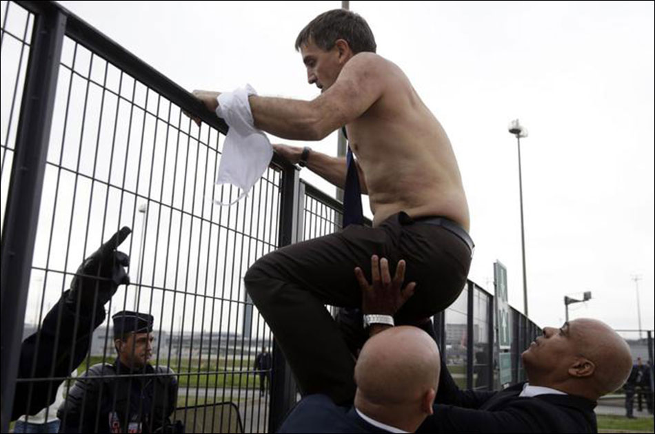 Майдан по-французски и по-украински Майдан по-французски и по-украински