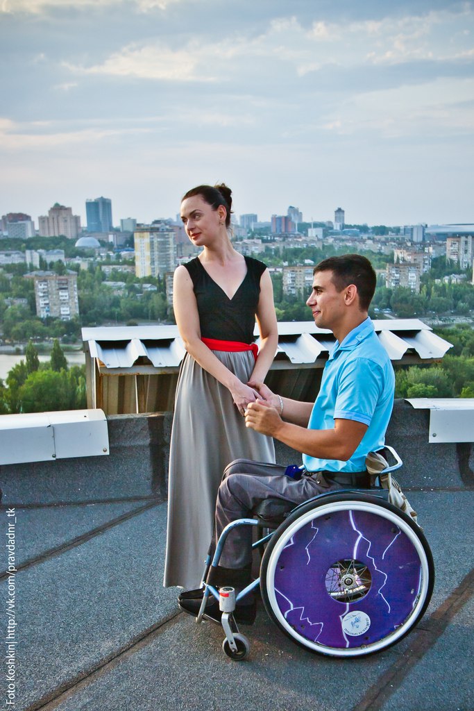 "Вера в людей" или "Несломленный Донбасс" "Вера в людей" или "Несломленный Донбасс"