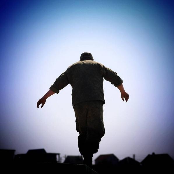 Солдат неудачи: Тим Керби провёл неделю рядовым в российской армии Солдат неудачи: Тим Керби провёл неделю рядовым в российской армии