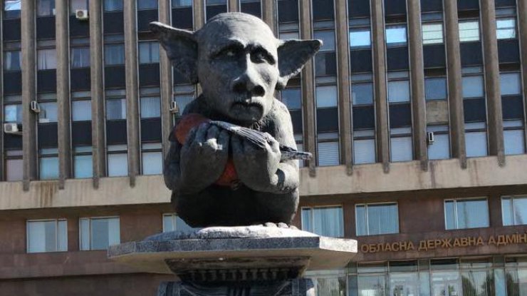 Памятники Путину Памятники Путину