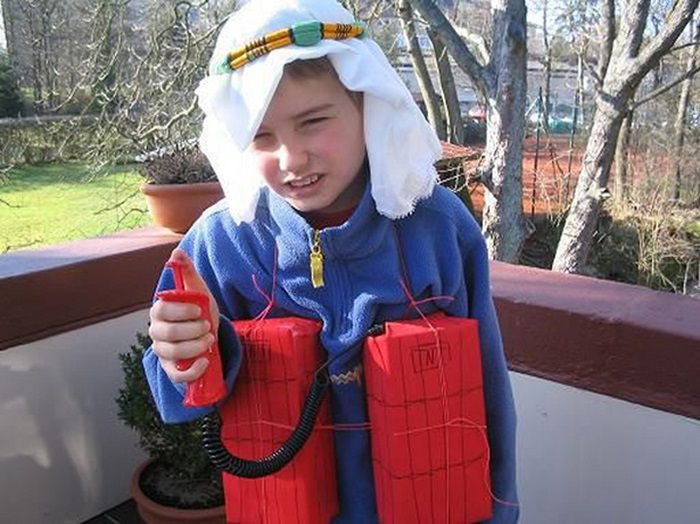 Злободневные костюмы на Хеллоуин