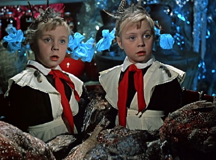 10 популярных советских фильмов, которые обязательно нужно показать детям сегодня 10 популярных советских фильмов, которые обязательно нужно показать детям сегодня