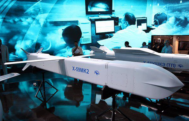 ПАК ФА вооружили квадратными ракетами ПАК ФА вооружили квадратными ракетами