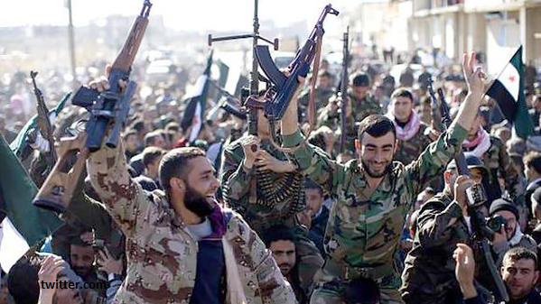 США «помогают» ИГИЛ США «помогают» ИГИЛ