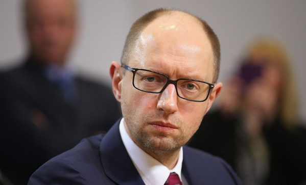 Яценюк: Россия остается на темной стороне Яценюк: Россия остается на темной стороне