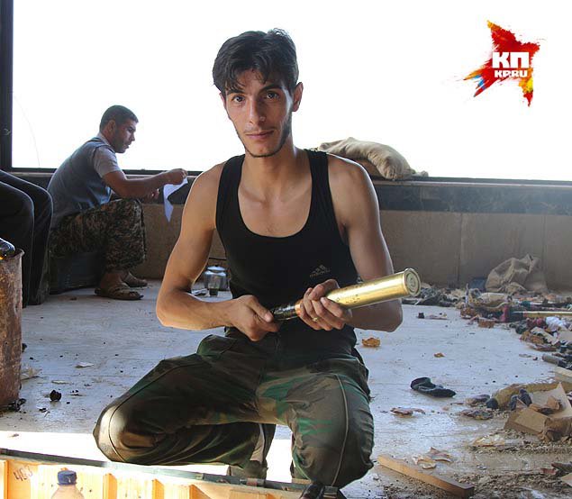 Сирийская армия начала массированное наступление на пригороды Дамаска, занятые исламистами Сирийская армия начала массированное наступление на пригороды Дамаска, занятые исламистами