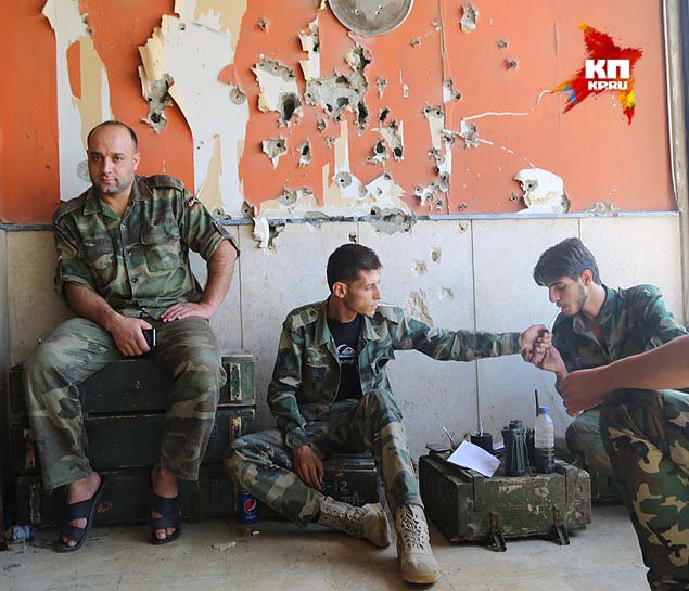 Сирийская армия начала массированное наступление на пригороды Дамаска, занятые исламистами Сирийская армия начала массированное наступление на пригороды Дамаска, занятые исламистами