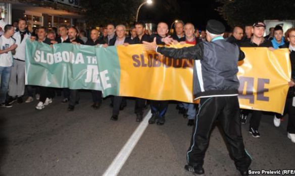 Майдан в Черногории... и тишина Майдан в Черногории... и тишина