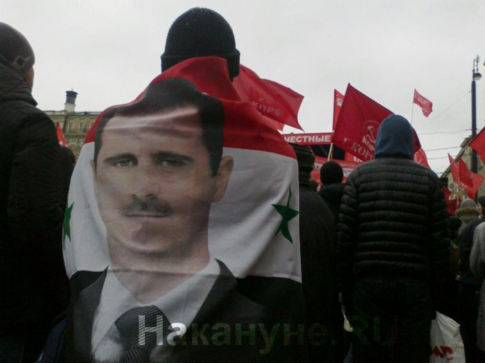 Почему Россия воюет в Сирии и не вводит войска на Украину? Почему Россия воюет в Сирии и не вводит войска на Украину?