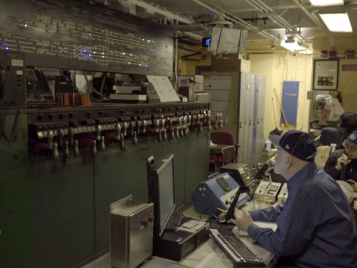 Значительную часть оборудования Нью-Йорского метрополитена не обновляли более 100 лет