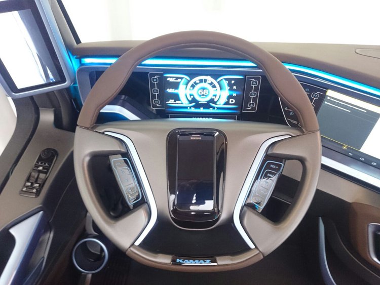 «КАМАЗ» показал кабину-трансформер для грузовых автомобилей «КАМАЗ» показал кабину-трансформер для грузовых автомобилей