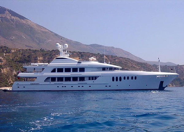 Яхта вместо золотого унитаза. Александр Зубченко