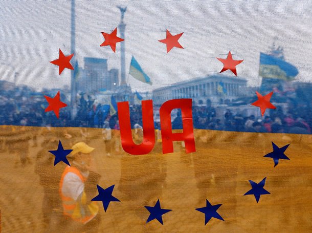 Впереди планеты всей. Украинцы – первые по числу видов на жительство в ЕС Впереди планеты всей. Украинцы – первые по числу видов на жительство в ЕС