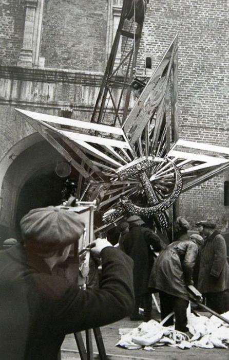 Первые Кремлёвские Звёзды