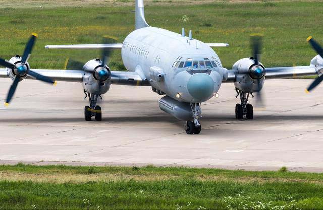 Россия взяла Ближний Восток под контроль с помощью систем РЭБ Россия взяла Ближний Восток под контроль с помощью систем РЭБ