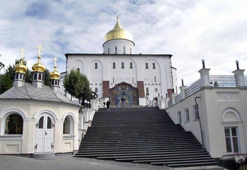 Украина: наступление на Русскую церковь. Последствие – даже не Руина… Украина: наступление на Русскую церковь. Последствие – даже не Руина…