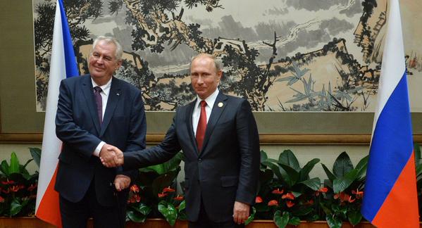 Ложно изображенный другом России и Путина Ложно изображенный другом России и Путина