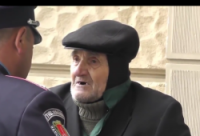 Вы умеете правду говорить? Если нет, то когда наша страна будет говорить Правду? Украинский ветеран и обещание Порошенко!!!