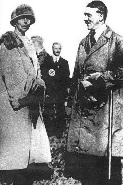 Николай II и дочь обергруппенфюрера СС Маша Гогенцоллерн Николай II и дочь обергруппенфюрера СС Маша Гогенцоллерн